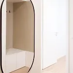 Newly Built In Vibrant Neighbourhood * Prag