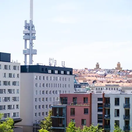 Newly Built In Vibrant Neighbourhood Apartman *